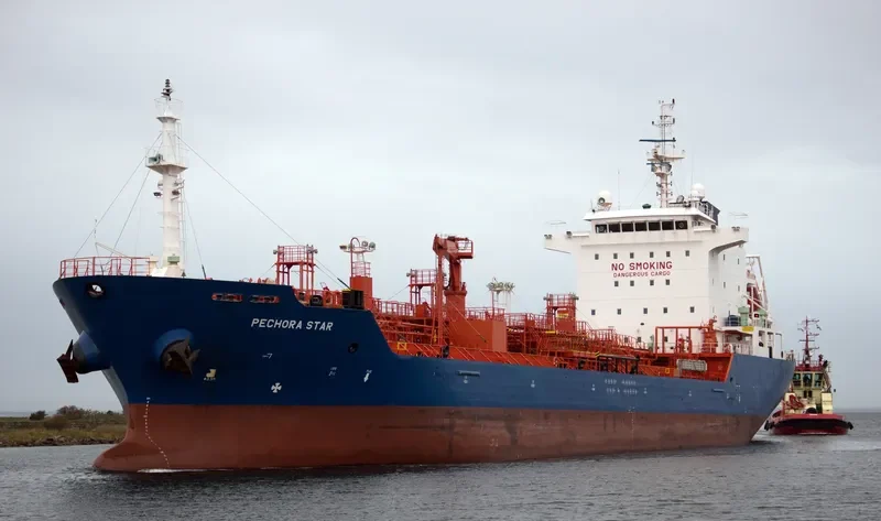 PECHORA STAR Tanker IMO 9488322 photo 4