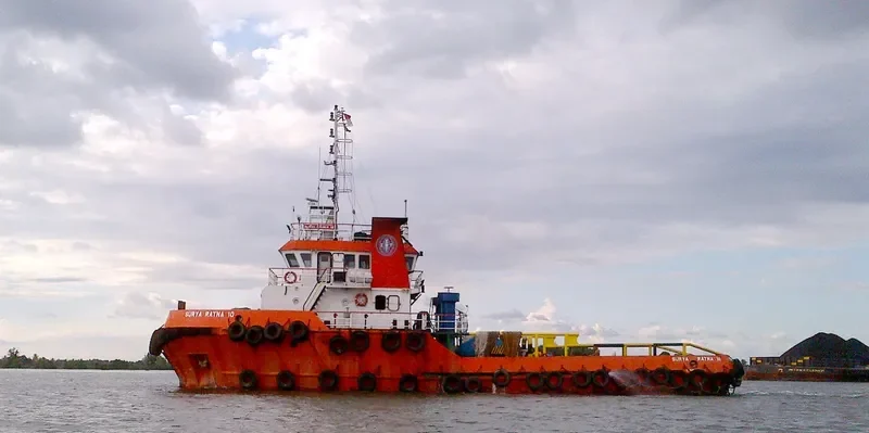 SURYA RATNA 10 General Cargo IMO 9488360 photo 2