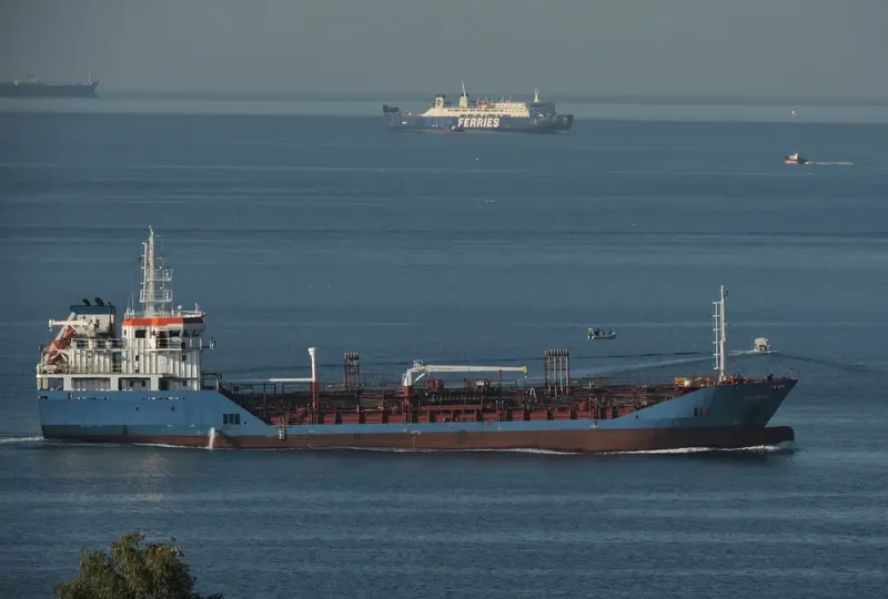 NAOUSSA Tanker IMO 9488530 photo 3
