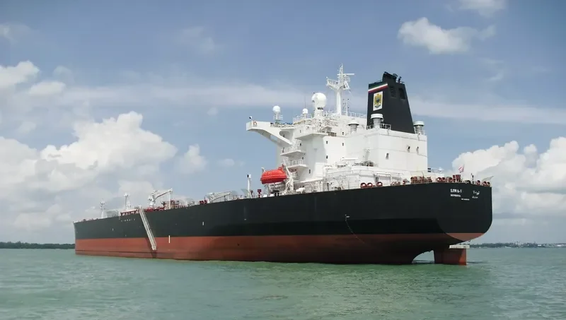 LIWA V Tanker IMO 9489039 photo 2