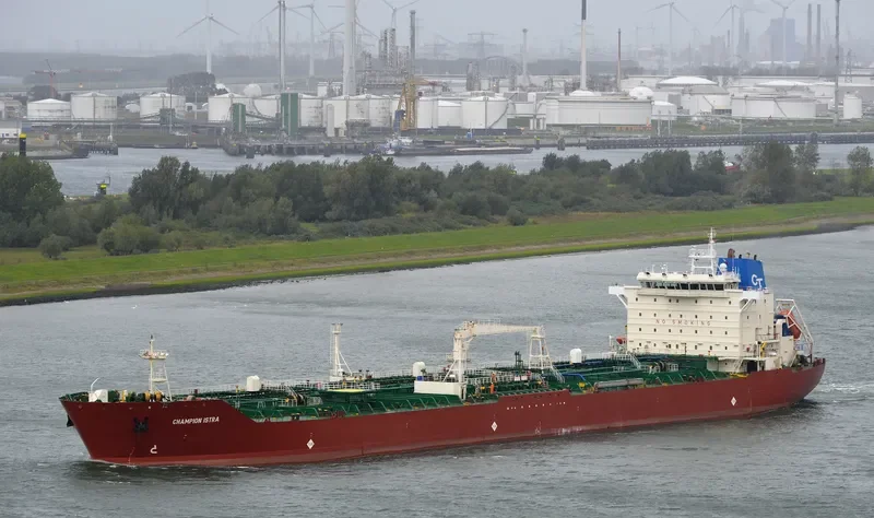 CHAMPION ISTRA Tanker IMO 9489209 photo 9