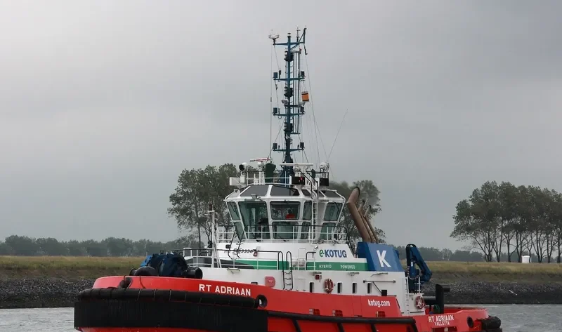 RT ADRIAAN General Cargo IMO 9489936 photo 2