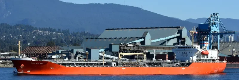 FUJI GALAXY Tanker IMO 9490301 photo 2