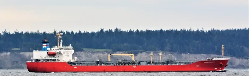 AMAGI GALAXY Tanker IMO 9490313 photo 8