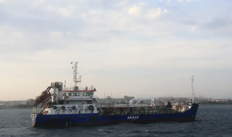 ULUCAK Tanker IMO 9490428 photo 8