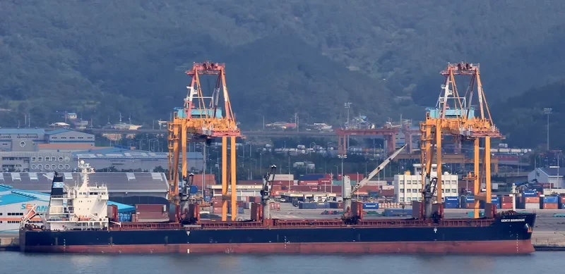 GENCO BOURGOGNE Bulk Carrier IMO 9490662 photo 7