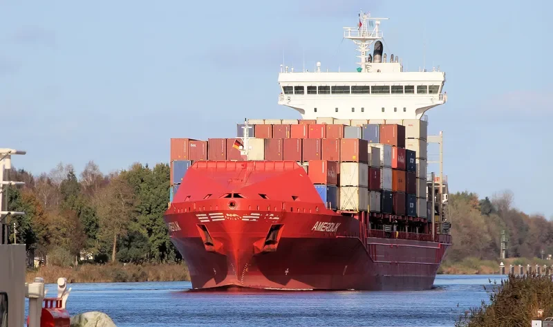 ESPOIR Container Ship IMO 9491472 photo 3