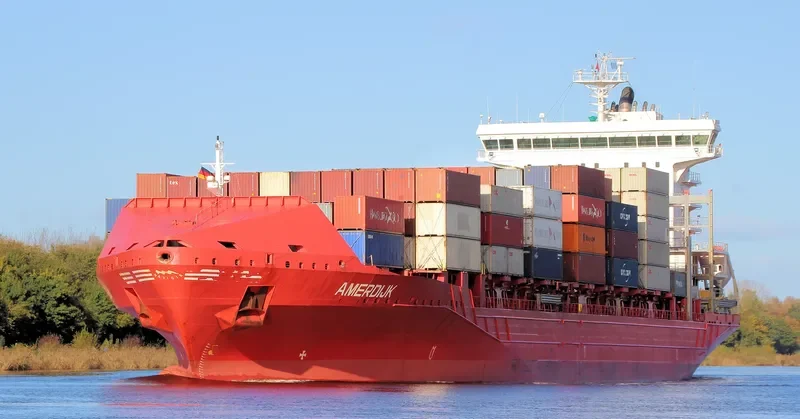 ESPOIR Container Ship IMO 9491472 photo 9
