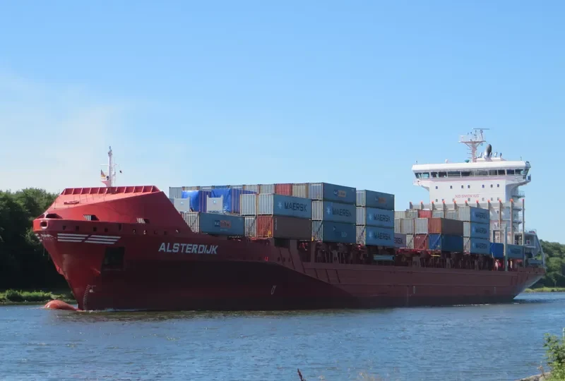 ESPERANCE Container Ship IMO 9491484 photo 9