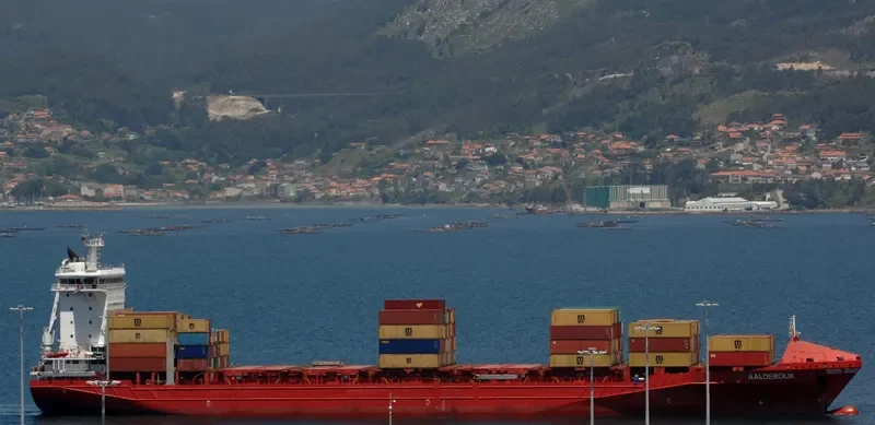 ESSENCE Container Ship IMO 9491496 photo 8