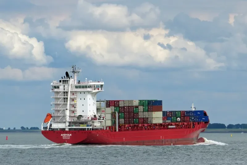ESCAPE Container Ship IMO 9491501 photo 3