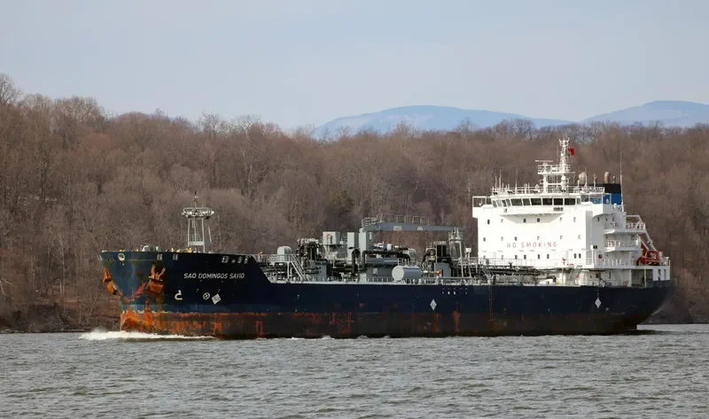 THE SHERIFF Tanker IMO 9492311 photo 2