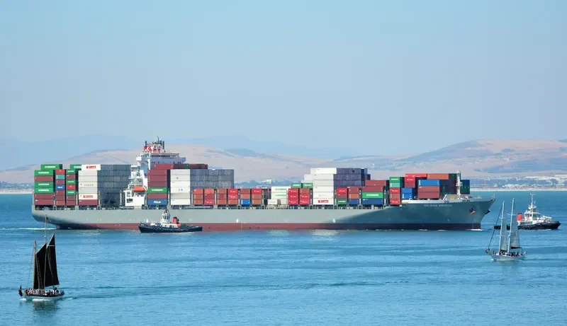 SEASPAN KOBE Container Ship IMO 9492701 photo 6