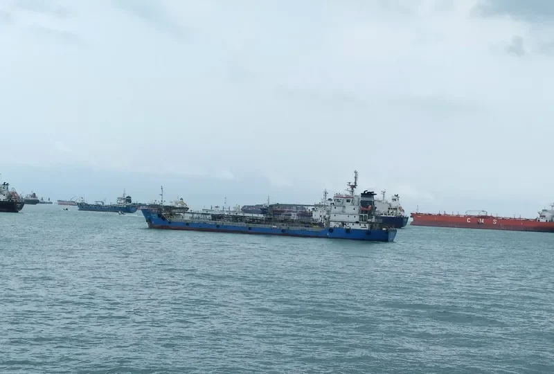ISANDA Tanker IMO 9493030 photo 3