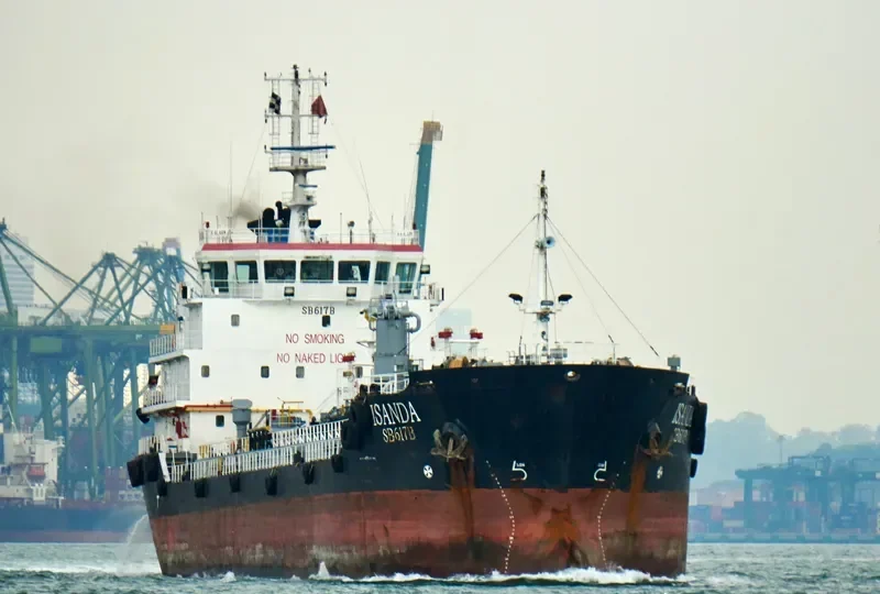ISANDA Tanker IMO 9493030 photo 4