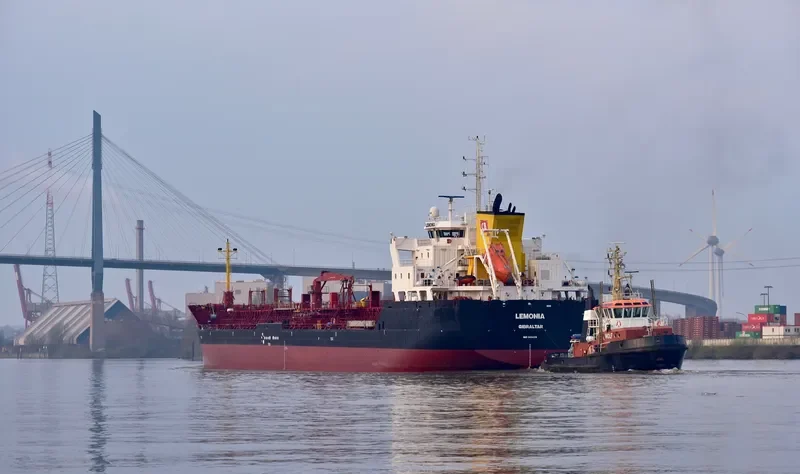 BONDI Tanker IMO 9494216 photo 4