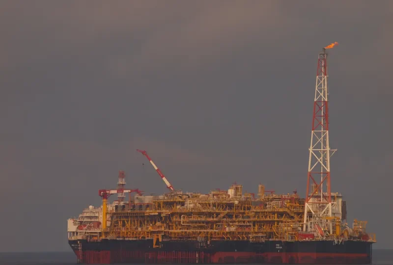 PAZFLOR Tanker IMO 9494515 photo 9