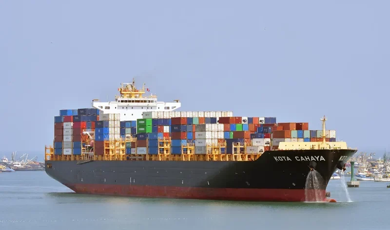 KOTA CAHAYA Container Ship IMO 9494589 photo 10