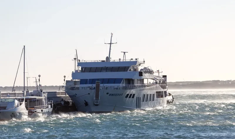IMPERIA Passenger Ship IMO 9495600 photo 3
