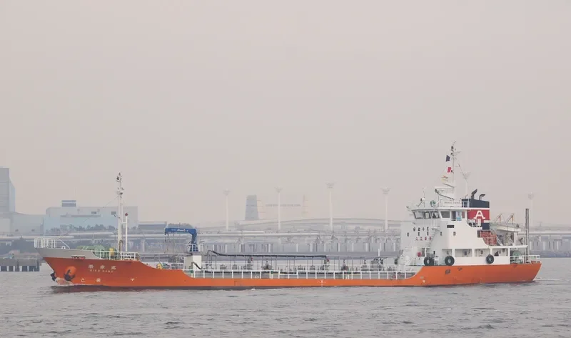 EIKO MARU Tanker IMO 9495868 photo 5
