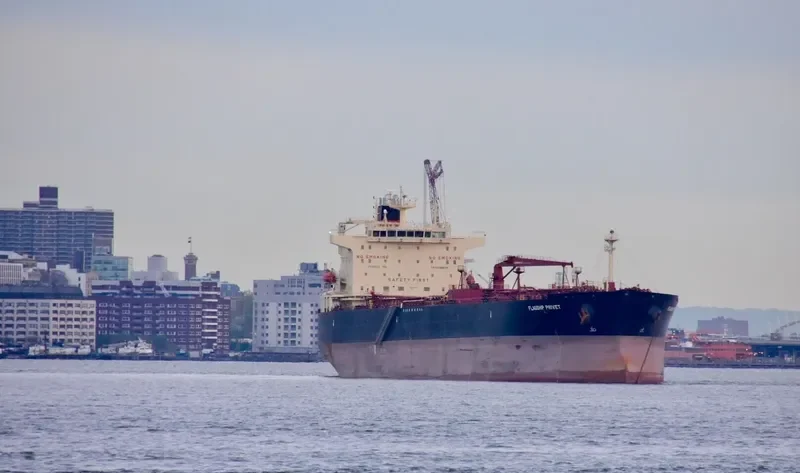 FLAGSHIP PRIVET Tanker IMO 9496032 photo 3