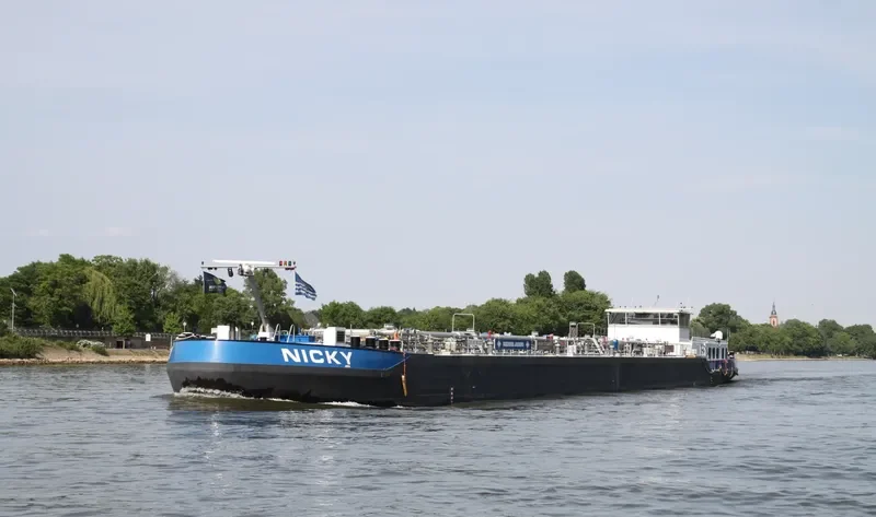NICKY Tanker IMO 9496484 photo 10