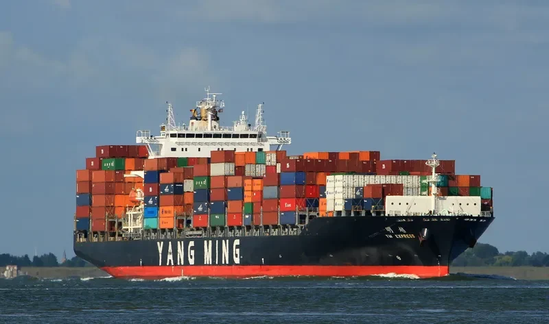 YM EXPRESS Container Ship IMO 9496628 photo 6