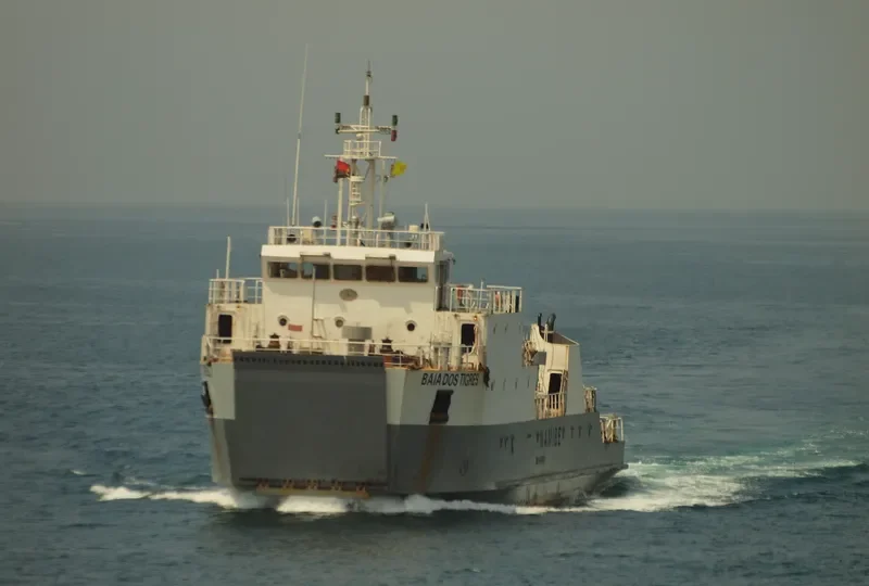 BAIA DOS TIGRES Passenger Ship IMO 9496812 photo 2
