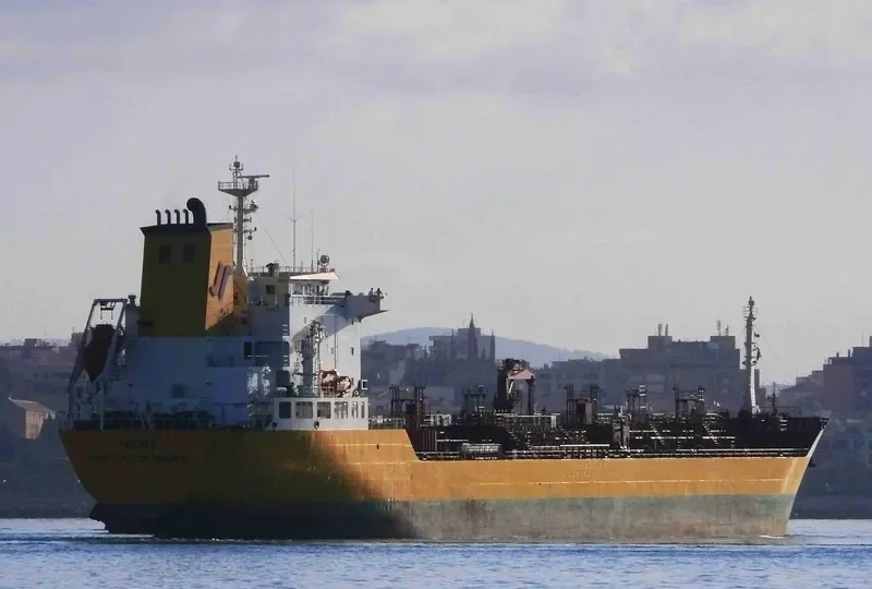 TINERFE Tanker IMO 9498107 photo 4
