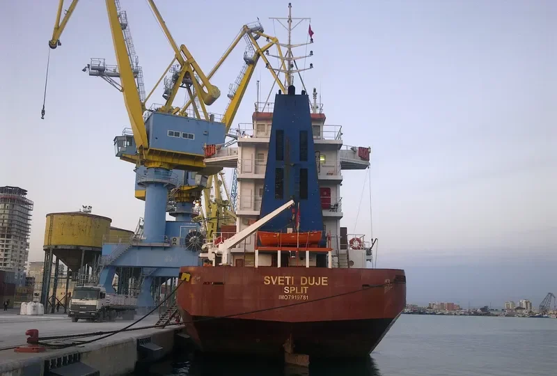 NAVIOS LYRA Bulk Carrier IMO 9498626 photo 8