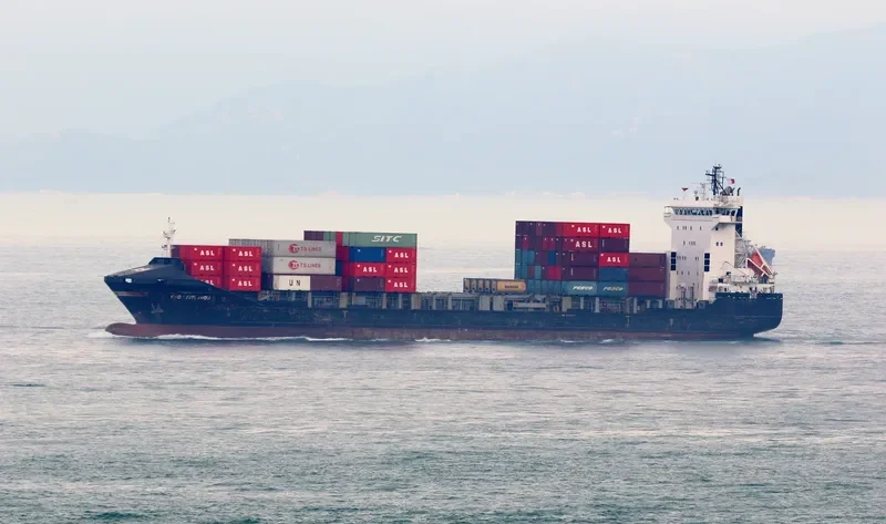 PACIFIC TIANJIN Container Ship IMO 9498690 photo 2