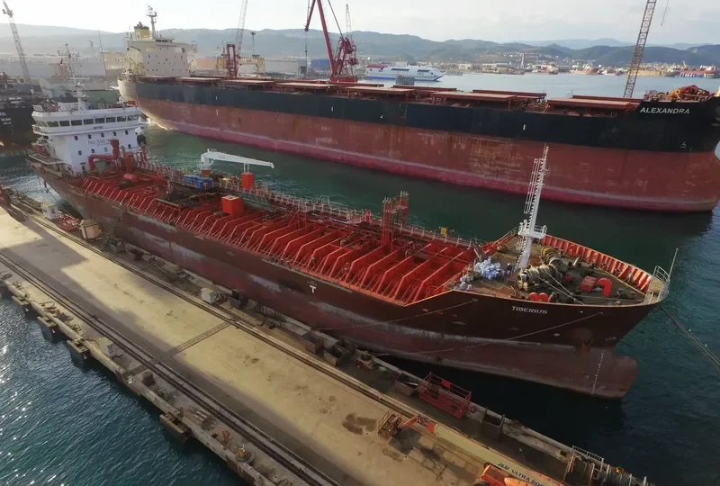 ATHENIA Tanker IMO 9498951 photo 4