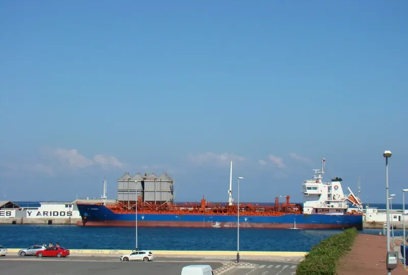 MONJASA STRIKER Tanker IMO 9498975 photo 4