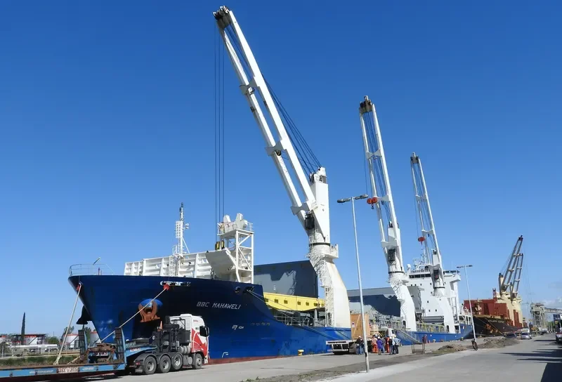 UML VALENTINA General Cargo IMO 9500077 photo 10