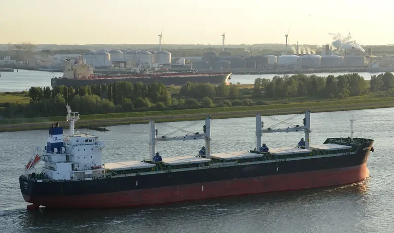 CLIPPER BAROLO Bulk Carrier IMO 9500091 photo 2
