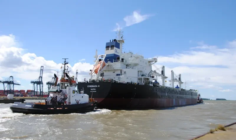 CLIPPER BRUNELLO Bulk Carrier IMO 9500106 photo 4