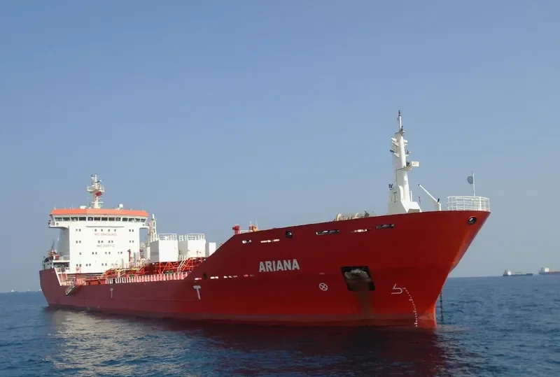 ARIANA Tanker IMO 9500132 photo 5