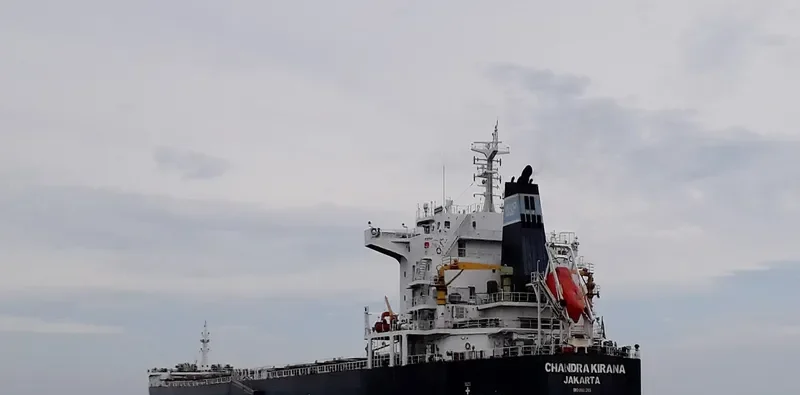 CHANDRA KIRANA Bulk Carrier IMO 9500285 photo 9