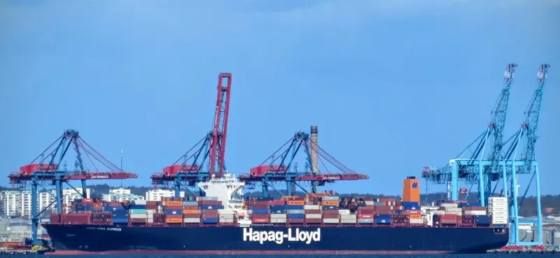 HONG KONG EXPRESS Container Ship IMO 9501356 photo 8