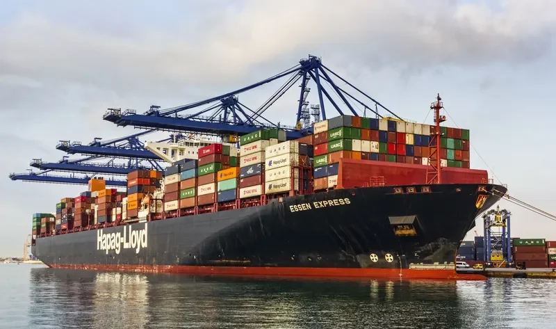 ESSEN EXPRESS Container Ship IMO 9501370 photo 4