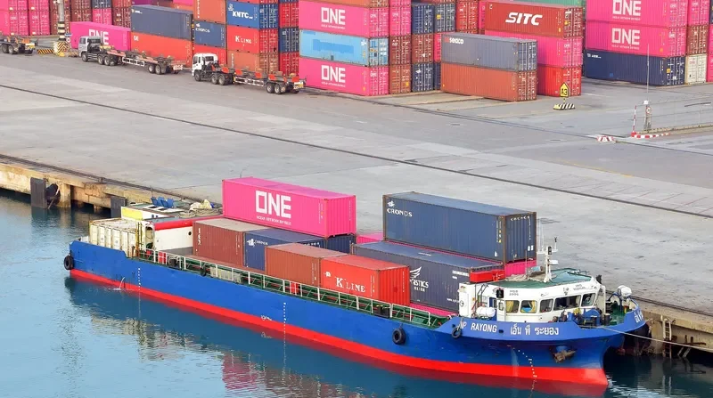 NP RAYONG Container Ship IMO 9501540 photo 10