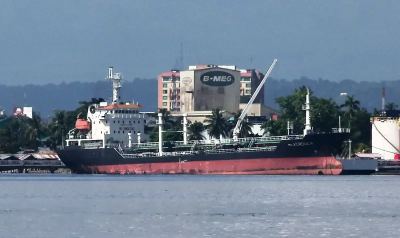 MA.VERONICA Tanker IMO 9501631 photo 2