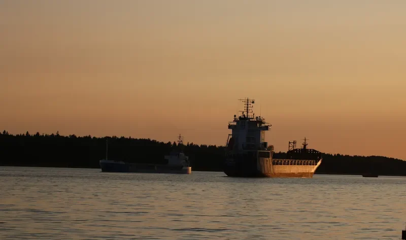 LOUIS General Cargo IMO 9501679 photo 8