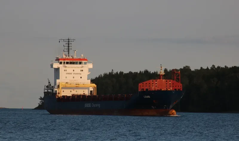 LOUIS General Cargo IMO 9501679 photo 10