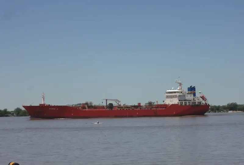 FERNI H Tanker IMO 9502441 photo 6