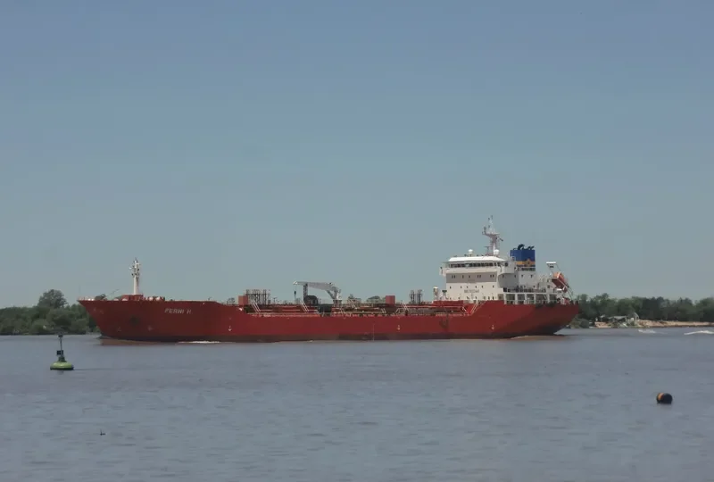 FERNI H Tanker IMO 9502441 photo 8