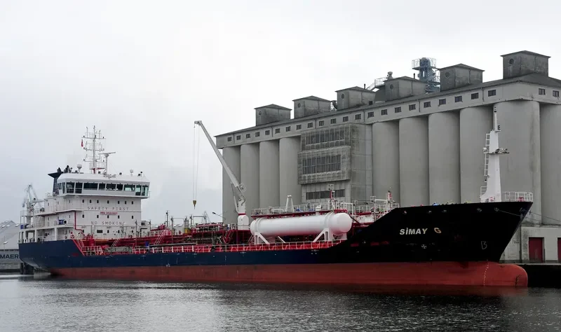 AVISOA Tanker IMO 9502661 photo 8