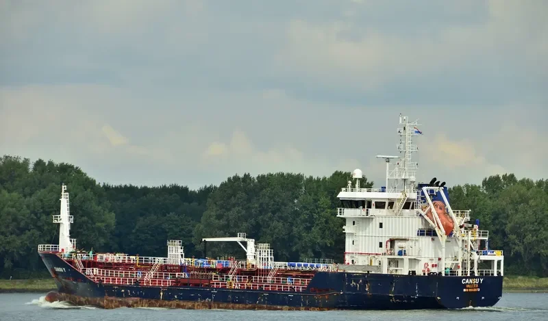 CANSU Y Tanker IMO 9502673 photo 4