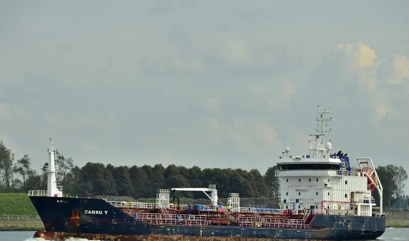 CANSU Y Tanker IMO 9502673 photo 5