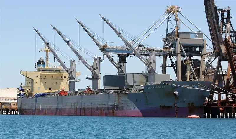 PYTHAGORAS Bulk Carrier IMO 9502855 photo 10